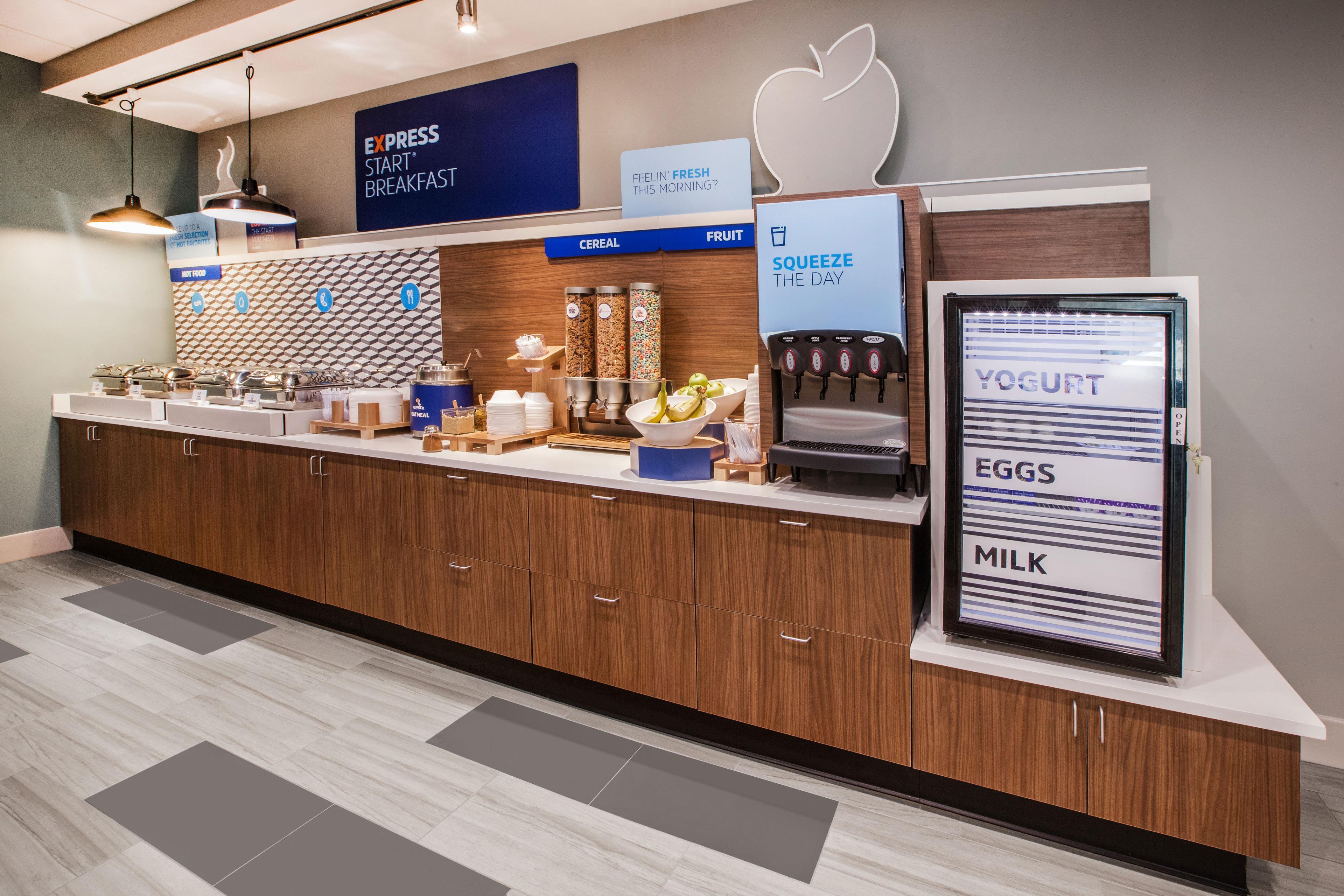 Holiday Inn Express Hotel & Suites Morris By Ihg Екстериор снимка